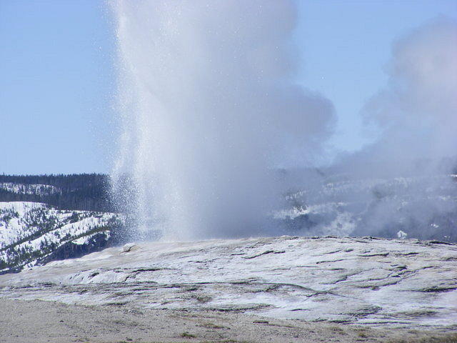 Old Faithful - Yellowstone NP